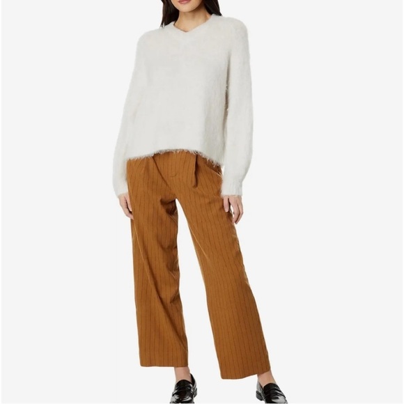 Madewell Brushed V-Neck Sweater - Picture 3 of 9